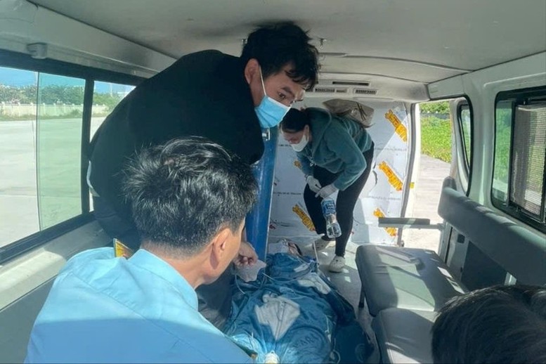 Bệnh viện Bạch Mai đồng hành cùng ngành y Đặc khu Phú Quý- Ảnh 1.