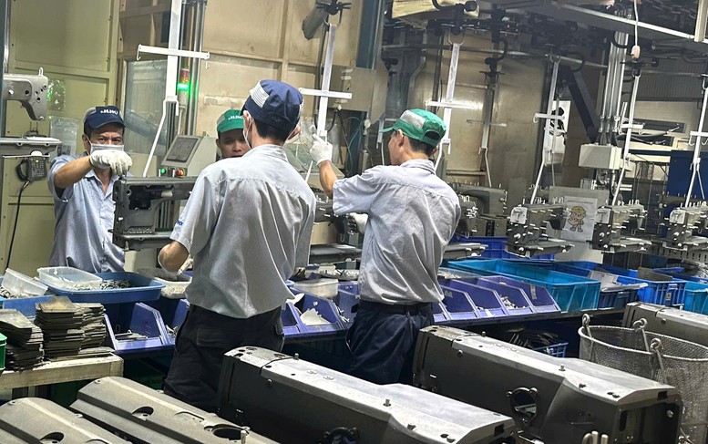 Bài 2: Tạo môi trường đầu tư ngày càng hấp dẫn để hút dòng vốn chất lượng cao- Ảnh 1. Bài 2: Tạo môi trường đầu tư ngày càng hấp dẫn để hút dòng vốn chất lượng cao- Ảnh 1.