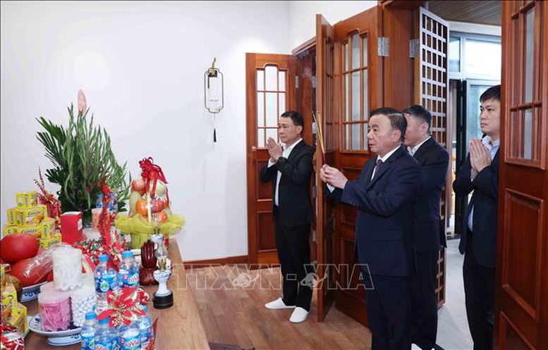 Thường trực Ban Bí thư Trần Cẩm Tú tri ân các đồng chí nguyên lãnh đạo Đảng, Nhà nước- Ảnh 3.