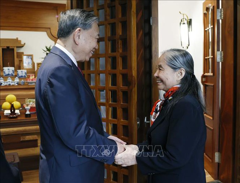 Tổng Bí thư Tô Lâm thắp hương tưởng nhớ các đồng chí lãnh đạo Đảng, Nhà nước- Ảnh 10.