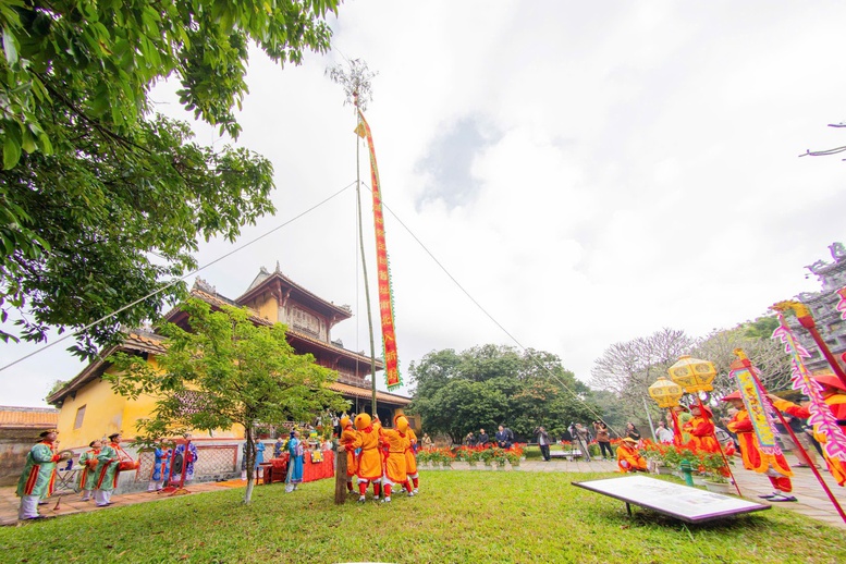 Huế: Tổ chức lễ Thướng tiêu tại Đại Nội đón Tết Bính Ngọ 2026 - Ảnh 1.