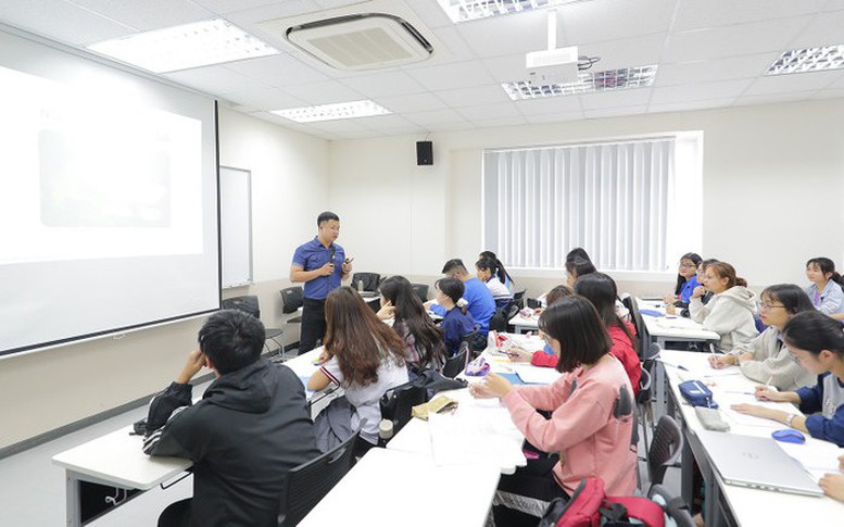 Đề xuất mức phụ cấp ưu đãi đối với giảng viên đồng cơ hữu