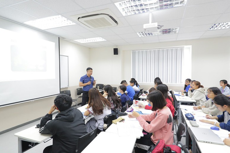 Đề xuất mức phụ cấp ưu đãi đối với giảng viên đồng cơ hữu- Ảnh 1.