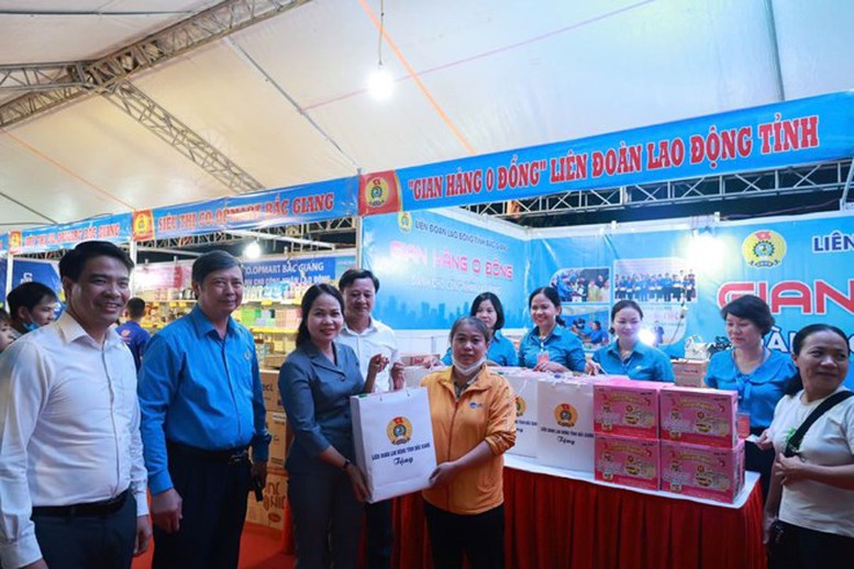'Tết ấm' đến với người lao động- Ảnh 3.