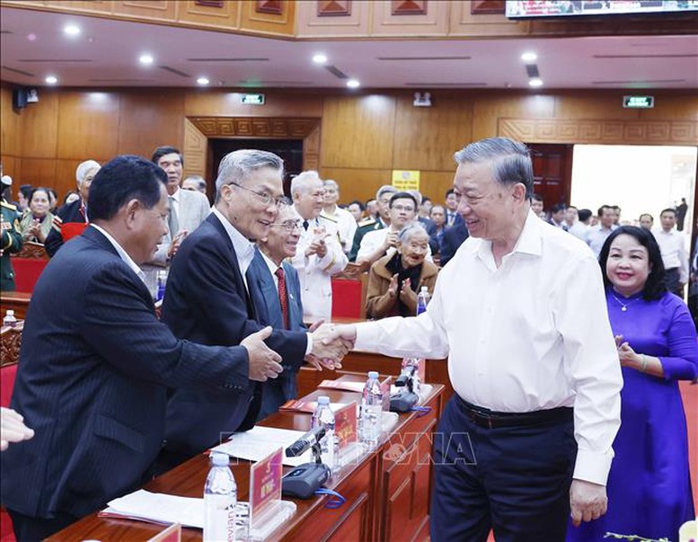 Tổng Bí thư Tô Lâm: Đắk Lắk phải xác lập vai trò đầu mối kết nối Tây Nguyên với Duyên hải Nam Trung Bộ- Ảnh 2.