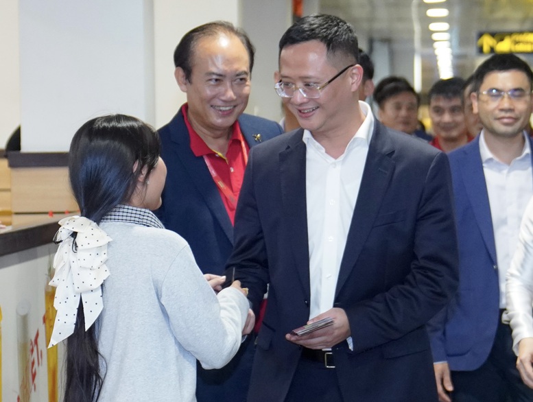 Giữ an toàn những chuyến bay sum vầy- Ảnh 4.