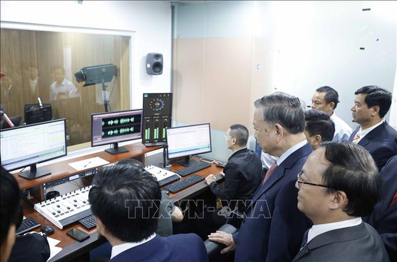 Tổng Bí thư Tô Lâm thăm, chúc Tết cán bộ, phóng viên VTV và VOV- Ảnh 9. Tổng Bí thư Tô Lâm thăm, chúc Tết cán bộ, phóng viên VTV và VOV- Ảnh 9.