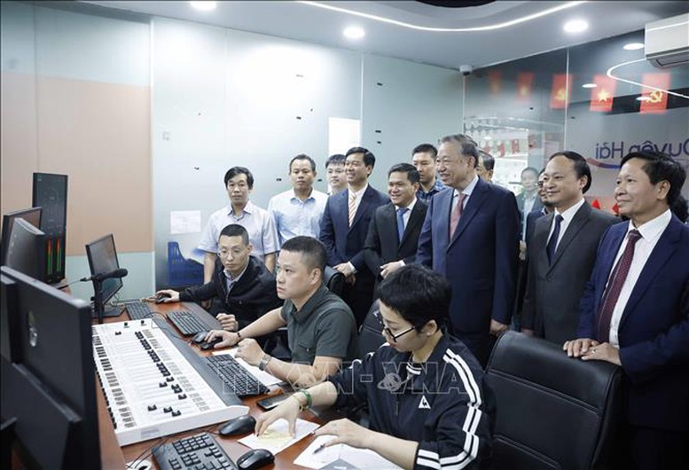 Tổng Bí thư Tô Lâm thăm, chúc Tết cán bộ, phóng viên VTV và VOV- Ảnh 10. Tổng Bí thư Tô Lâm thăm, chúc Tết cán bộ, phóng viên VTV và VOV- Ảnh 10.