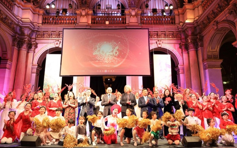 Kiều bào rộn ràng đón Xuân Bính Ngọ 2026