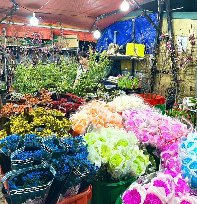 Chợ hoa đêm Quảng Bá - 'Hồn Tết' của đất Hà Thành- Ảnh 11.