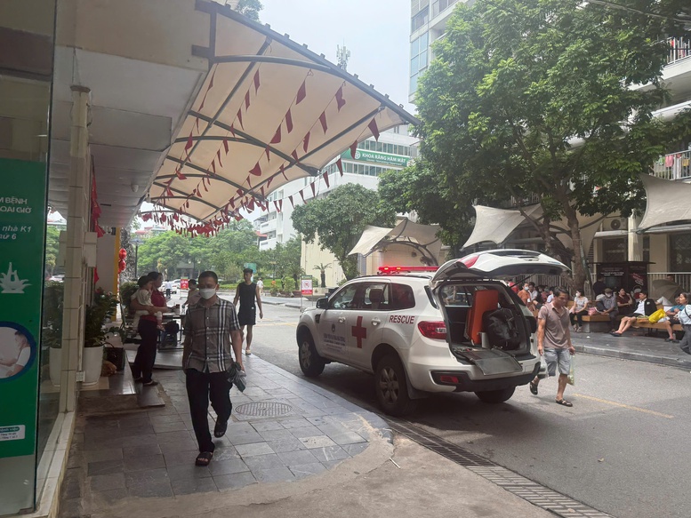 Chỉ 15-20 phút, một ca cấp cứu được xử lý hoàn tất- Ảnh 1.