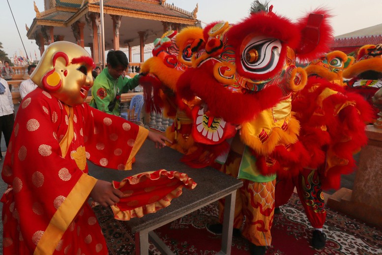 Rộn ràng đón Xuân Bính Ngọ 2026 khắp châu Á- Ảnh 7.