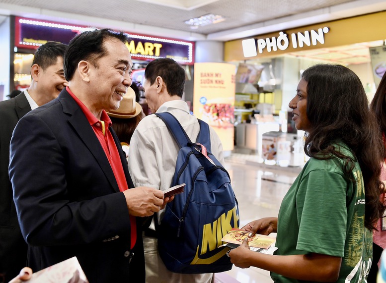 Khách bay cùng Vietjet nhận quà may mắn đầu năm- Ảnh 2. Khách bay cùng Vietjet nhận quà may mắn đầu năm- Ảnh 2.
