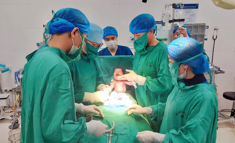 Hơn 11.000 trẻ chào đời trong 5 ngày nghỉ Tết Bính Ngọ 2026- Ảnh 1. Hơn 11.000 trẻ chào đời trong 5 ngày nghỉ Tết Bính Ngọ 2026- Ảnh 1.