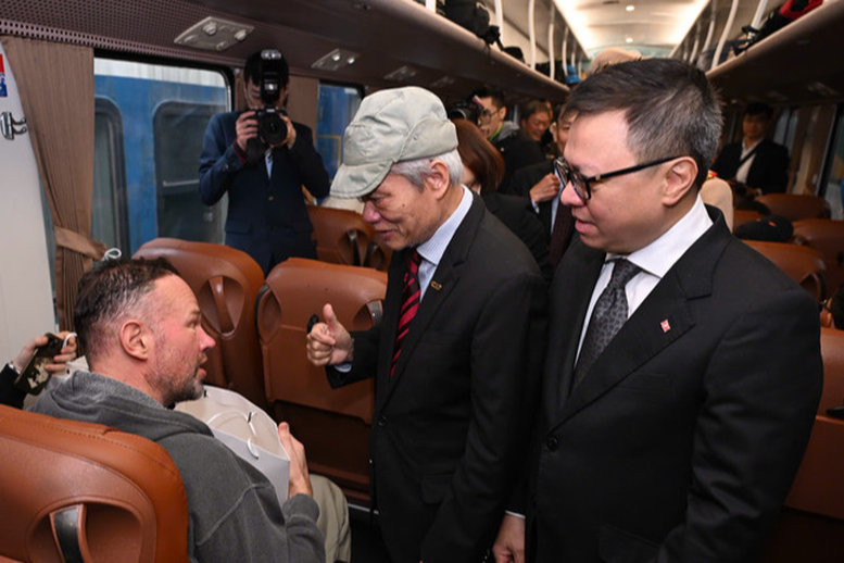 Báo Nhân Dân ra mắt “Chuyến tàu hạnh phúc”- Ảnh 3.