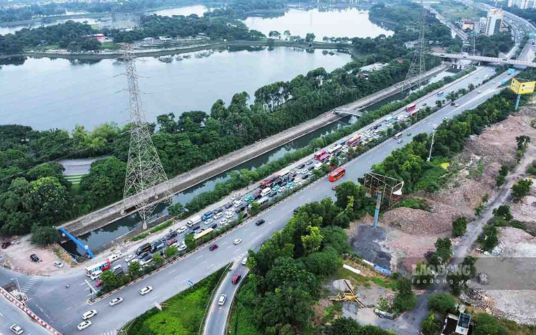 Ngày mùng 4 Tết Bính Ngọ 2026: Giao thông ổn định tại cửa ngõ vào các thành phố lớn