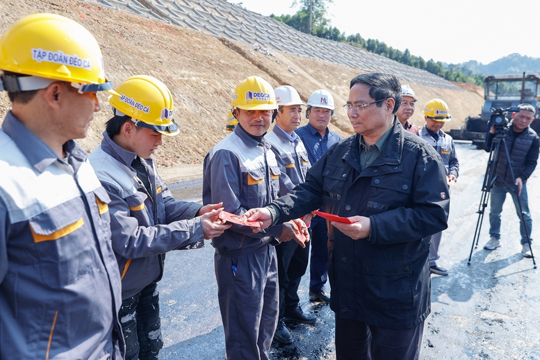 Thủ tướng: 30/4 tới phải khánh thành cao tốc Đồng Đăng-Trà Lĩnh- Ảnh 9. Thủ tướng: 30/4 tới phải khánh thành cao tốc Đồng Đăng-Trà Lĩnh- Ảnh 9.