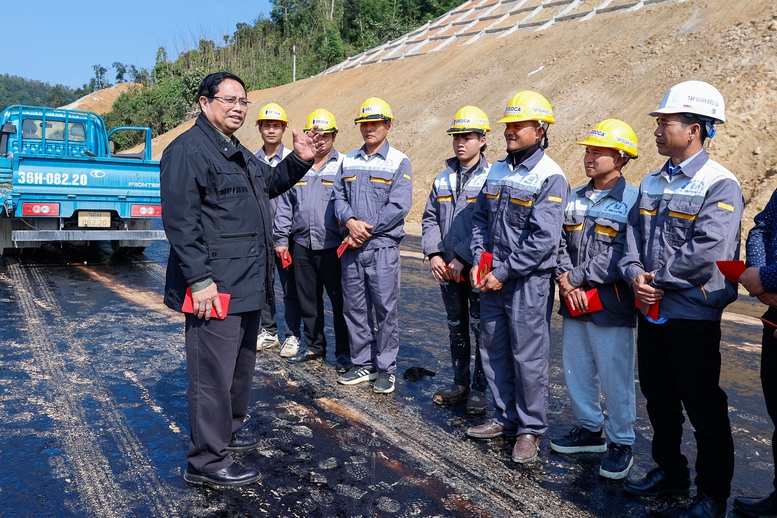 Thủ tướng: 30/4 tới phải khánh thành cao tốc Đồng Đăng-Trà Lĩnh- Ảnh 10. Thủ tướng: 30/4 tới phải khánh thành cao tốc Đồng Đăng-Trà Lĩnh- Ảnh 10.