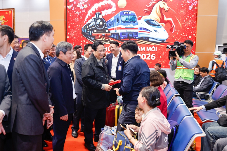 Thủ tướng: Tốc độ triển khai đường sắt đô thị thời gian tới phải gấp hàng chục lần những năm qua- Ảnh 12. Thủ tướng: Tốc độ triển khai đường sắt đô thị thời gian tới phải gấp hàng chục lần những năm qua- Ảnh 12.