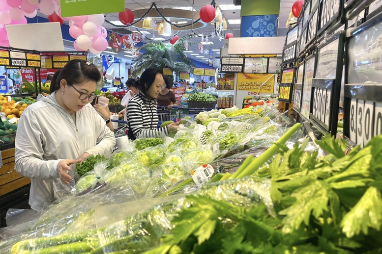 Mùng 6 Tết Bính Ngọ: Thị trường hàng hóa trở lại trạng thái bình thường- Ảnh 1. Mùng 6 Tết Bính Ngọ: Thị trường hàng hóa trở lại trạng thái bình thường- Ảnh 1.