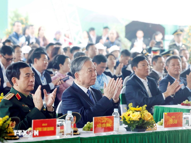 Tổng Bí thư Tô Lâm: Nuôi dưỡng tình yêu thiên nhiên trong mỗi người, nhất là thế hệ trẻ- Ảnh 1.