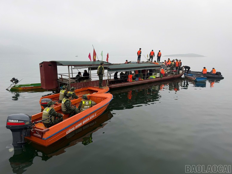 Công điện của Thủ tướng Chính phủ về việc khắc phục hậu quả vụ tai nạn giao thông đường thủy đặc biệt nghiêm trọng trên hồ Thác Bà, tỉnh Lào Cai- Ảnh 1.