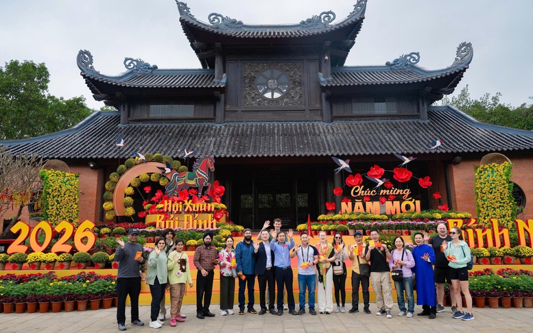 Ngành du lịch đón hơn 14 triệu lượt khách dịp Tết Bính Ngọ