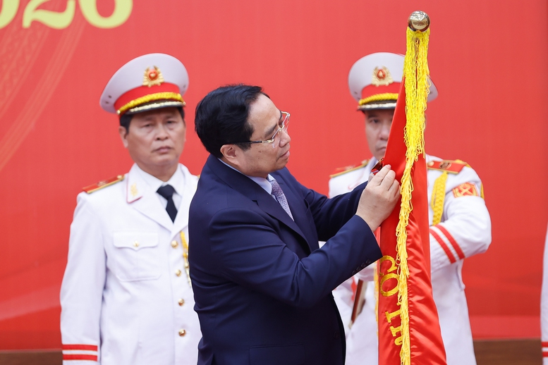 Thủ tướng: Viện Hàn lâm Khoa học và Công nghệ Việt Nam "hội tụ những hào kiệt của thời đại mới"- Ảnh 4.