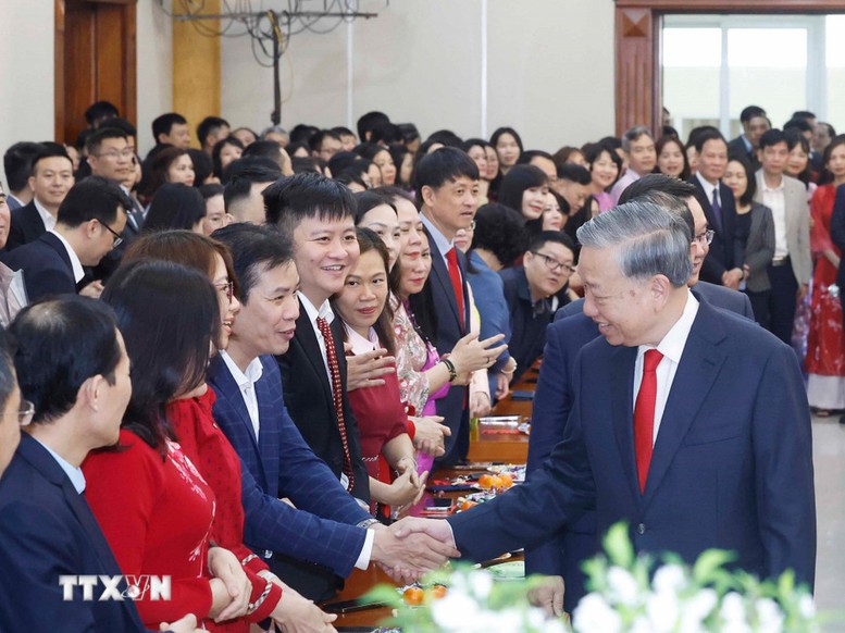 Tổng Bí thư Tô Lâm: Bắt tay ngay vào công việc, bảo đảm sự liên tục, thông suốt- Ảnh 2.