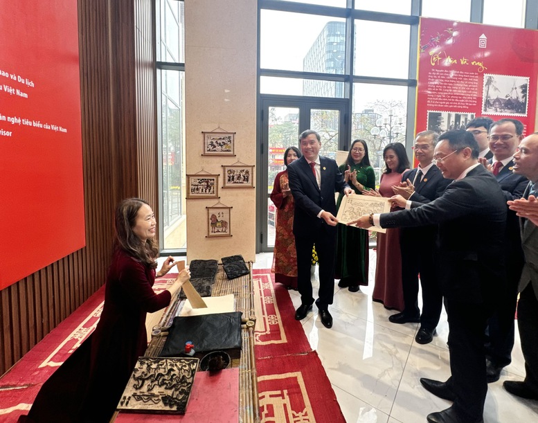 Mừng Đảng, mừng Xuân: Gìn giữ giá trị – Khát vọng vươn xa- Ảnh 3.