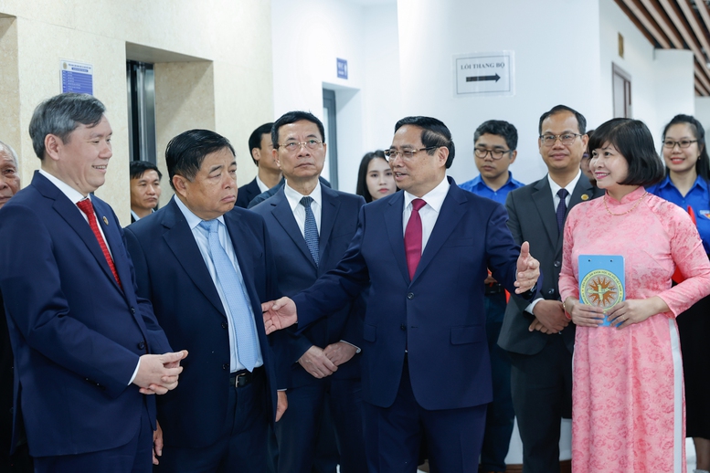 Thủ tướng: Khoa học xã hội và nhân văn là nền tảng tư duy, là kim chỉ nam cho hoạch định đường lối- Ảnh 1.