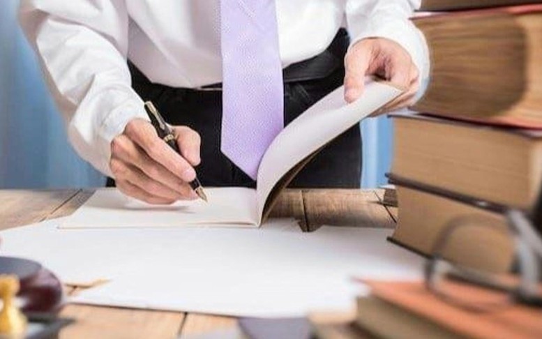 Thẩm quyền xét thi đua đối với công chức biệt phái