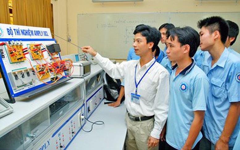 Chế độ làm việc đối với nhà giáo giáo dục nghề nghiệp