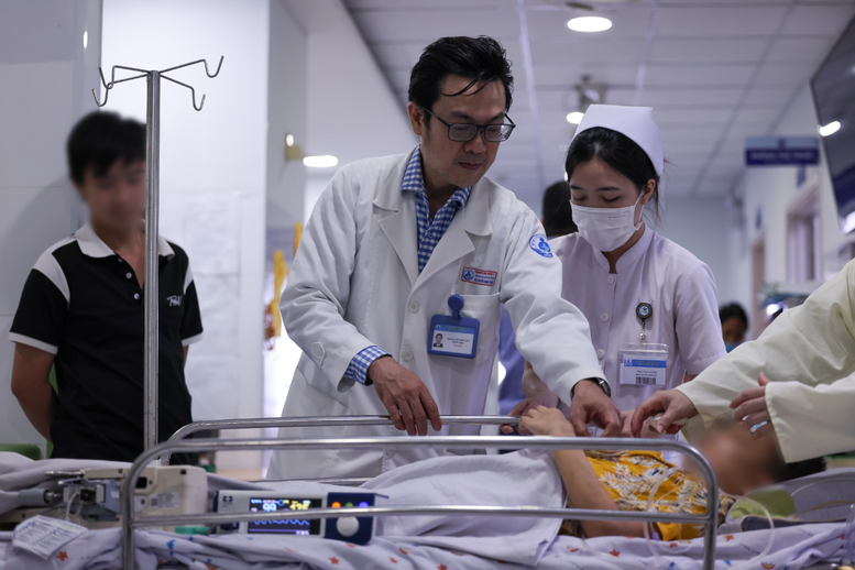 'Những thiên thần áo trắng' lặng thầm giành lại sự sống cho người bệnh- Ảnh 6.