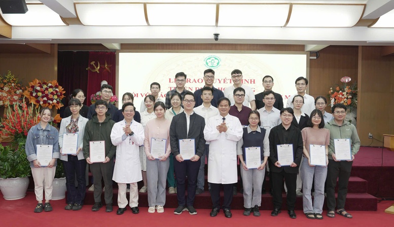 Bệnh viện Bạch Mai tuyển dụng hơn 100 bác sĩ nội trú- Ảnh 1. Bệnh viện Bạch Mai tuyển dụng hơn 100 bác sĩ nội trú- Ảnh 1.