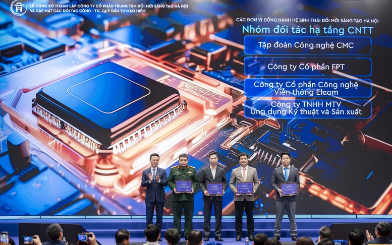 FPT đồng hành cùng Hà Nội phát triển hệ sinh thái đổi mới sáng tạo