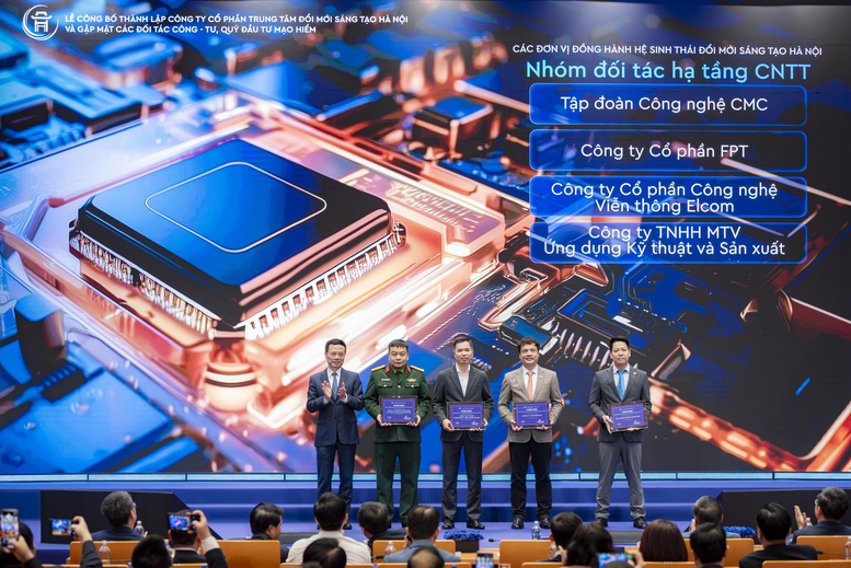 FPT đồng hành cùng Hà Nội phát triển hệ sinh thái đổi mới sáng tạo- Ảnh 1.