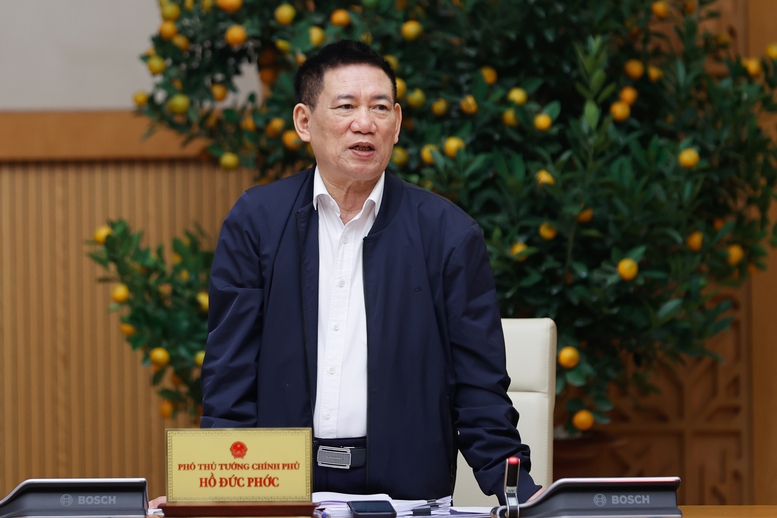 Thủ tướng: Xây dựng luật phải phân cấp, phân quyền tối đa và cắt giảm mọi thủ tục rườm rà- Ảnh 5.