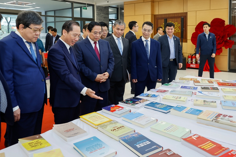 Thủ tướng: Năng lực quản trị quốc gia là sức mạnh mềm cốt lõi- Ảnh 8.