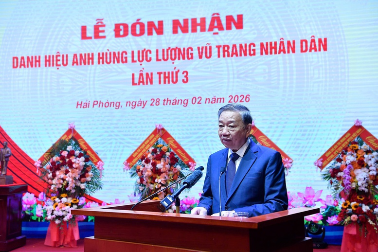 Xây dựng thế trận quốc phòng toàn dân và 'thế trận lòng dân' trên biển ngày càng vững chắc- Ảnh 3. Xây dựng thế trận quốc phòng toàn dân và 'thế trận lòng dân' trên biển ngày càng vững chắc- Ảnh 3.