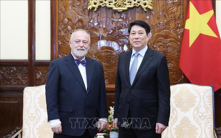 Chủ tịch nước Lương Cường tiếp Đại sứ Cộng hoà Czech đến chào từ biệt