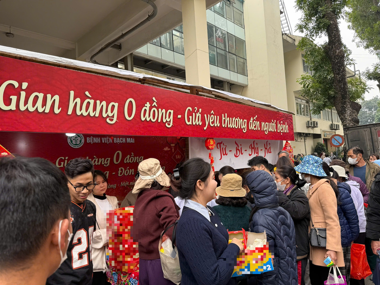 Nhiều chương trình hỗ trợ, sẻ chia với người bệnh dịp cận Tết- Ảnh 2.