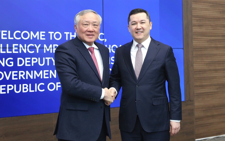 Việt Nam-Kazakhstan thúc đẩy xây dựng hành lang kết nối kinh tế-tài chính