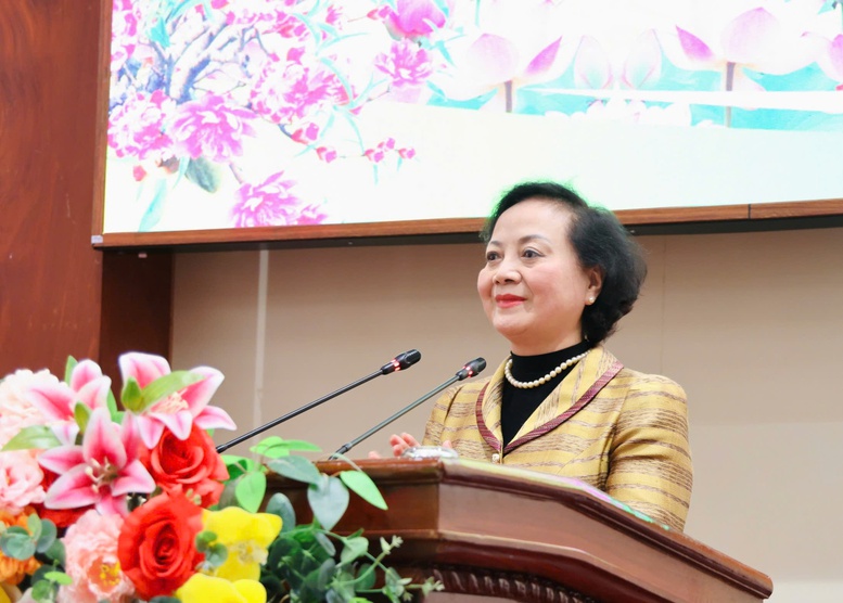 Phó Thủ tướng Phạm Thị Thanh Trà thăm, tặng quà Tết gia đình chính sách, công nhân khó khăn tại Đồng Tháp- Ảnh 1.