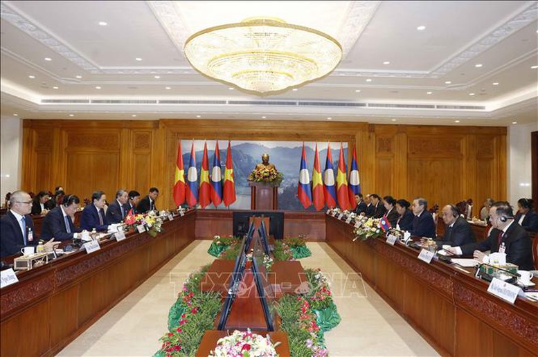 Chủ tịch Quốc hội Trần Thanh Mẫn hội kiến Chủ tịch Quốc hội Lào Saysomphone Phomvihane- Ảnh 2.