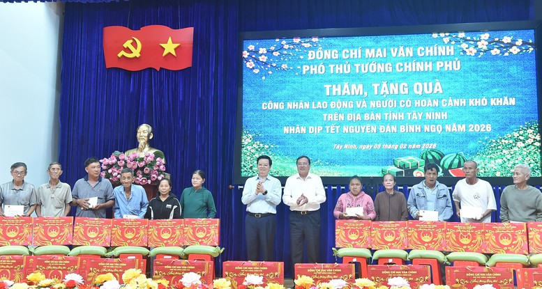 Phó Thủ tướng Mai Văn Chính thăm và tặng quà Tết tại tỉnh Tây Ninh- Ảnh 2.