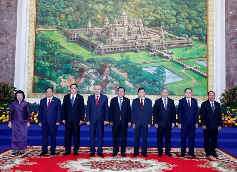 Tổng Bí thư Tô Lâm đồng chủ trì Cuộc gặp giữa Người đứng đầu ba Đảng Việt Nam - Campuchia - Lào- Ảnh 1.