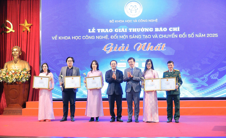 22 tác phẩm đoạt Giải thưởng báo chí về KHCN, đổi mới sáng tạo và chuyển đổi số năm 2025- Ảnh 2.