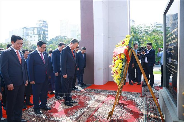 Tổng Bí thư Tô Lâm hội kiến Samdech Techo Hun Sen- Ảnh 7.