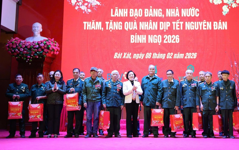 Phó Thủ tướng Phạm Thị Thanh Trà: Chăm lo để mọi người dân Lào Cai đón Tết đủ đầy, ấm áp- Ảnh 5.